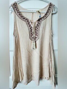 NWT Kori America Boho Embroidered Tank Top Cream Tassel Peasant Festival Blouse